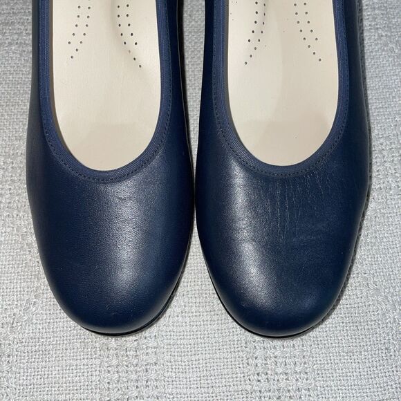 SAS Women’s Slip On Pumps Size 6 M Blue Leather Comfort Formal - Picture 7 of 12